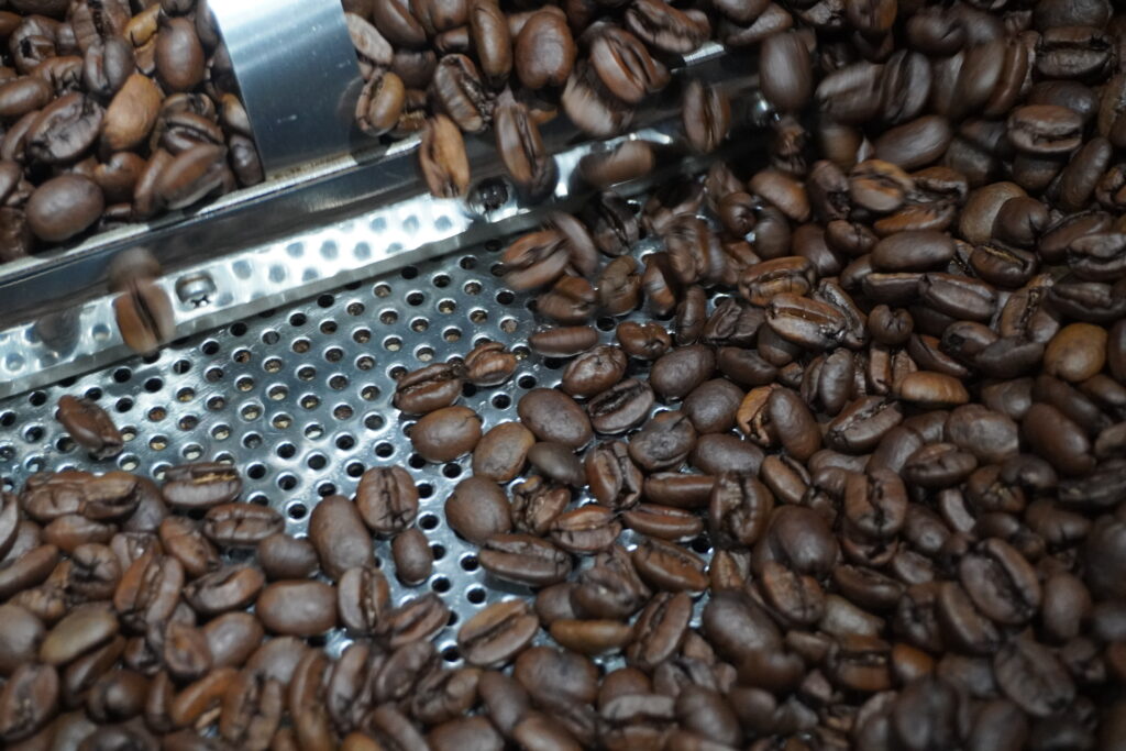 Illustration of coffee’s journey from Ethiopia through the Arab world to Europe, representing its cultural and historical legacy.